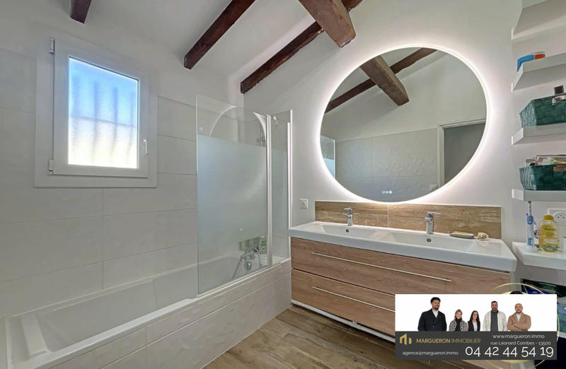 Maison - 93 m² - 5 pièces