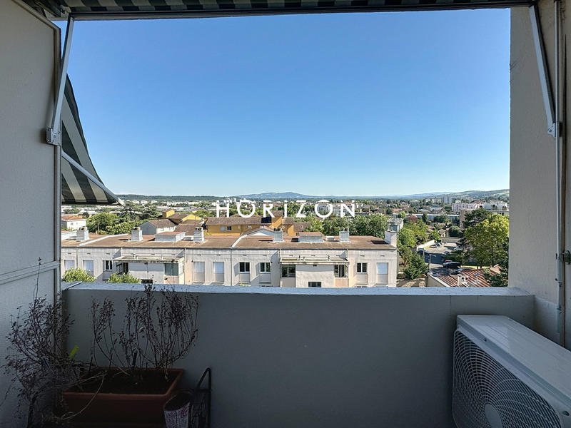 Appartement - 80 m² - 4 pièces