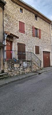 Maison de village - 145 m² - 8 pièces