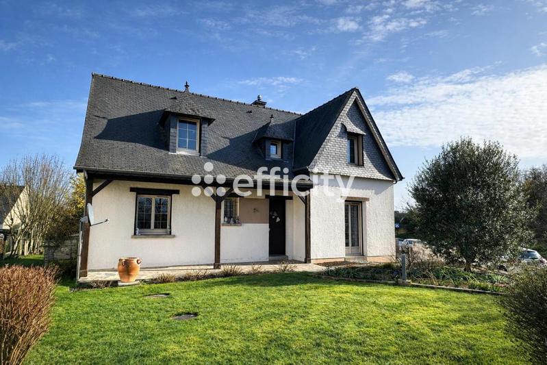 Maison - 140 m² - 8 pièces