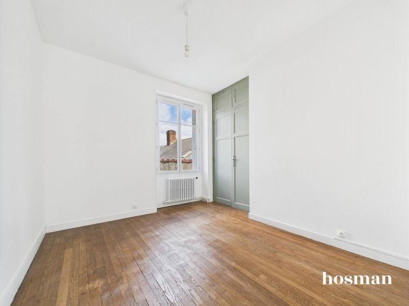 Appartement - 83 m² - 5 pièces