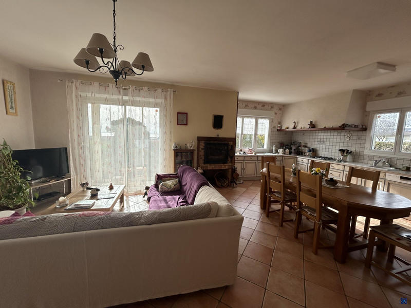 Maison - 187 m² - 6 pièces