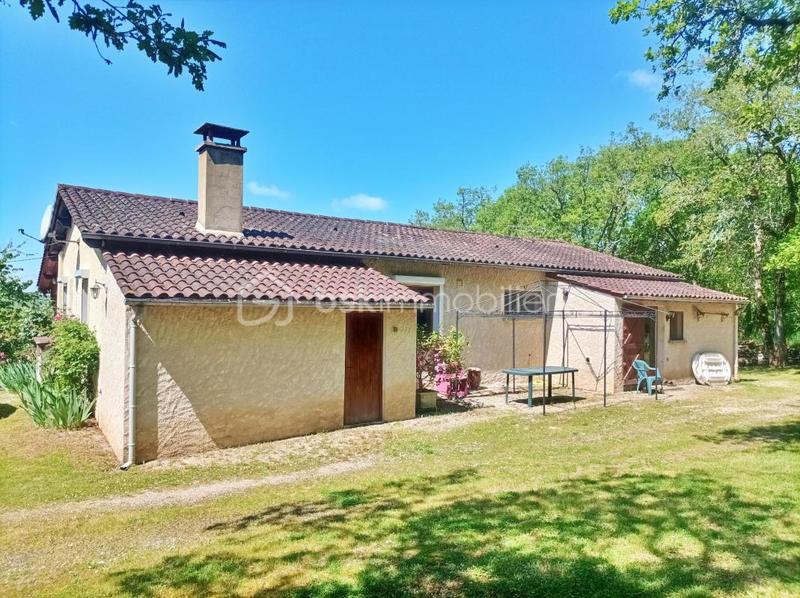 Maison traditionnelle - 157 m² - 6 pièces