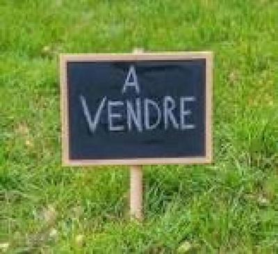 Terrain constructible - 1 110 m²