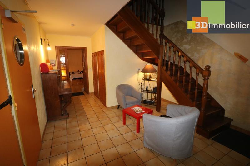 Local commercial - 250 m² - 8 pièces