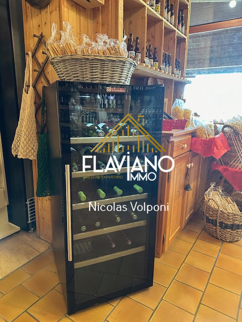 Fonds de commerce - Magasins - 136 m²