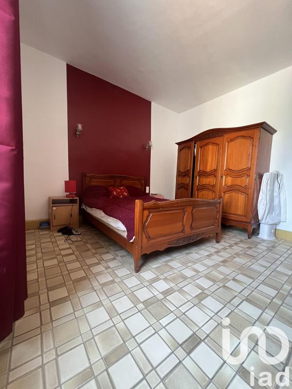 Maison - 260 m² - 9 pièces