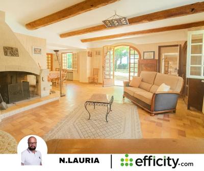 Maison - 185 m² - 9 pièces