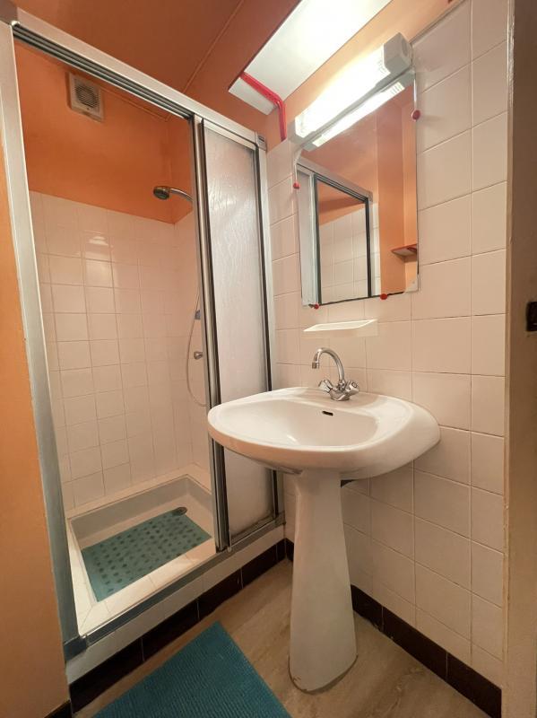 Maison - 220 m² - 9 pièces