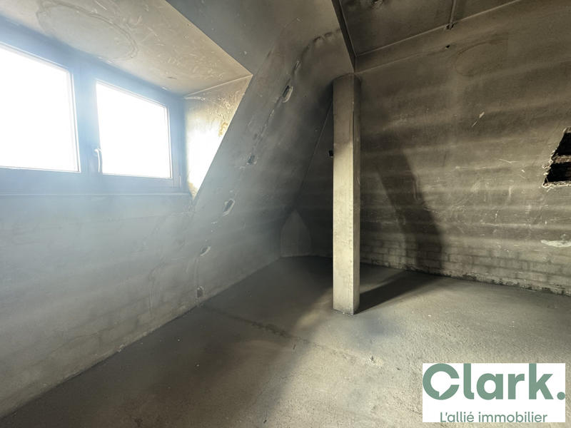 Appartement - 83 m² - 5 pièces