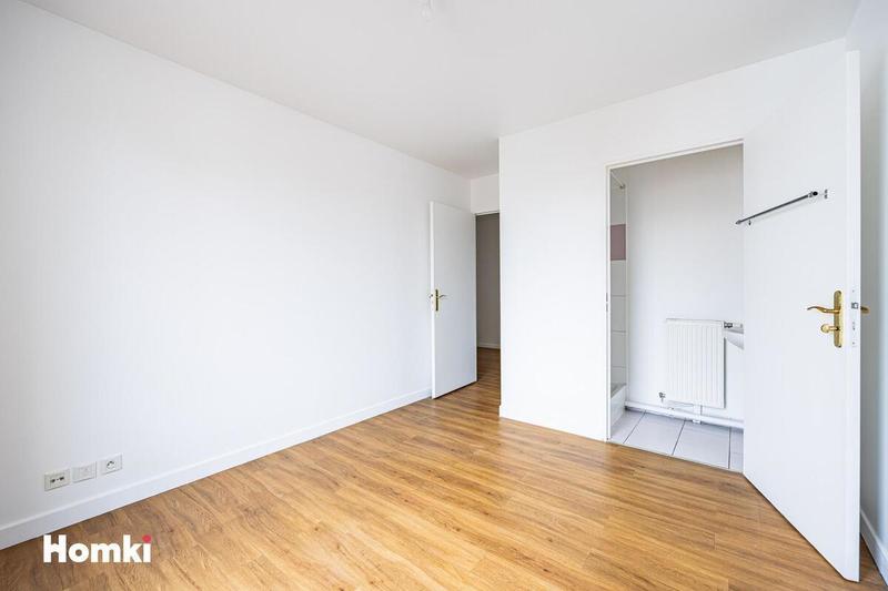 Appartement - 82 m² - 4 pièces