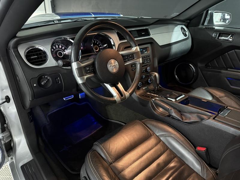 Ford Mustang 3.7 V6 305ch Bva