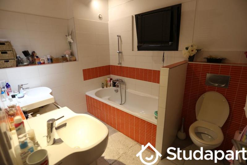 Chambre - 15 m² - 1 pièce