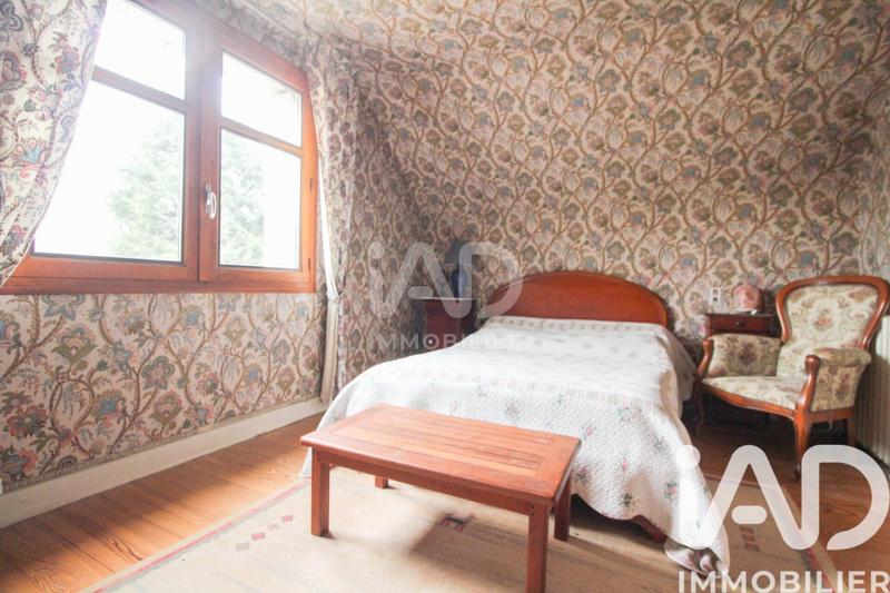 Maison - 170 m² - 7 pièces