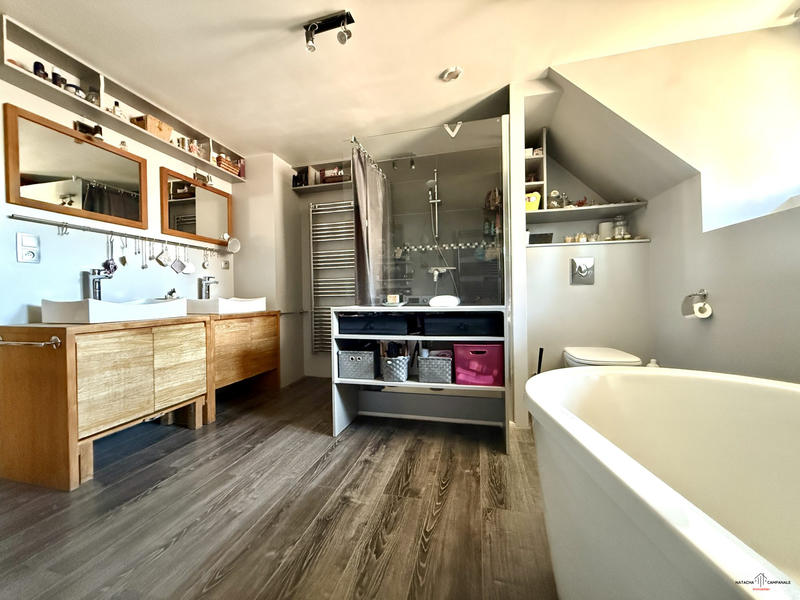 Duplex - 161 m² - 4 pièces