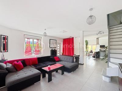 Maison de village - 140 m² - 6 pièces