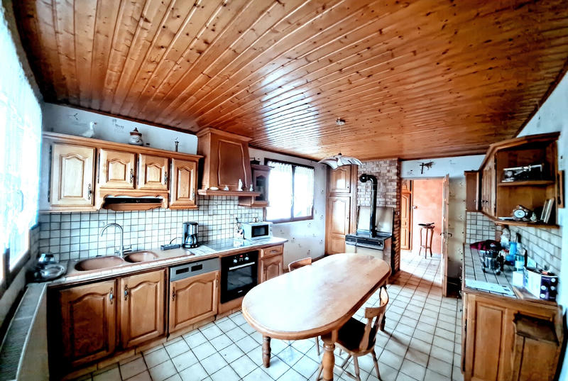 Maison - 87 m² - 6 pièces