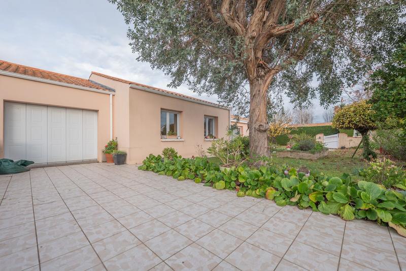 Maison - 102 m² - 4 pièces