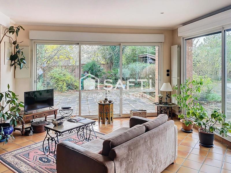 Maison de maîtres - 261 m² - 7 pièces