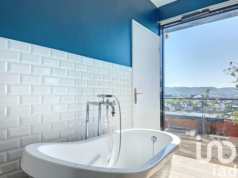 Appartement - 112 m² - 4 pièces