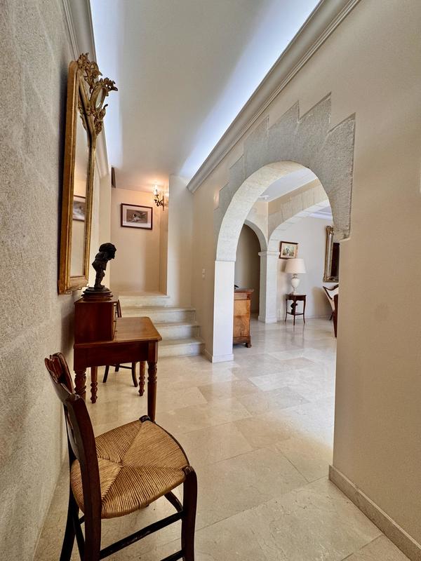 Villa - 294 m² - 7 pièces