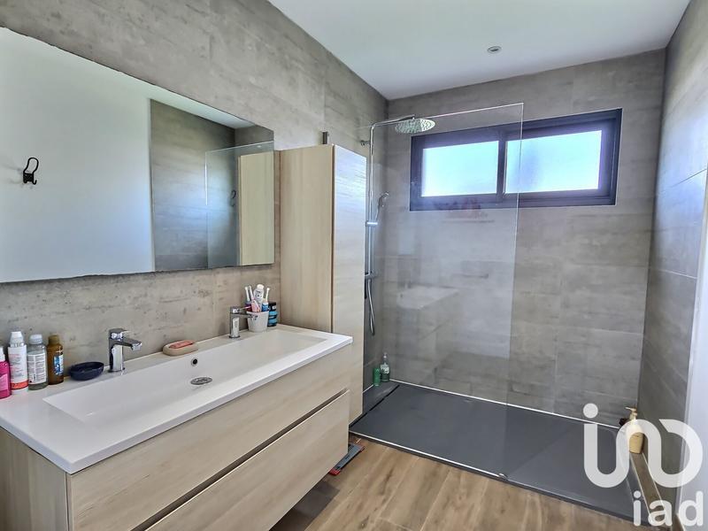 Maison - 137 m² - 6 pièces