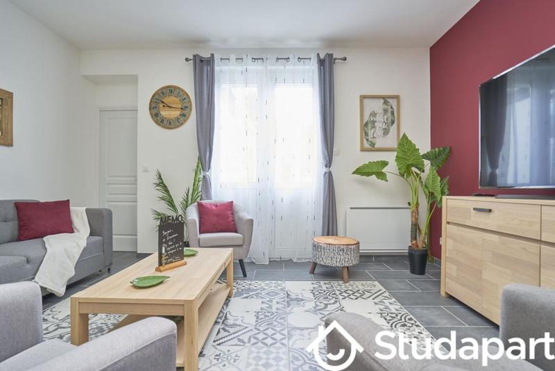 Chambre - 13 m² - 1 pièce