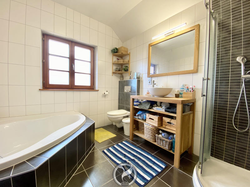 Maison - 94 m² - 4 pièces