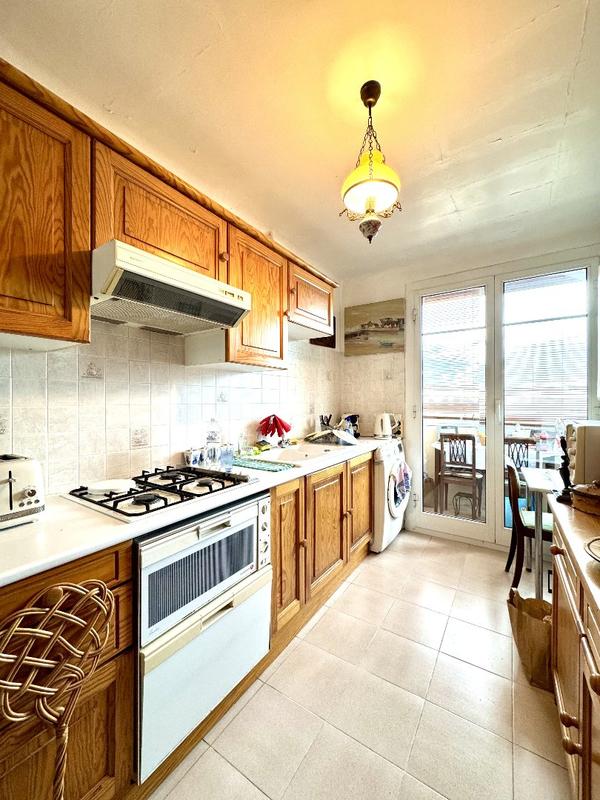 Appartement - 70 m² - 3 pièces