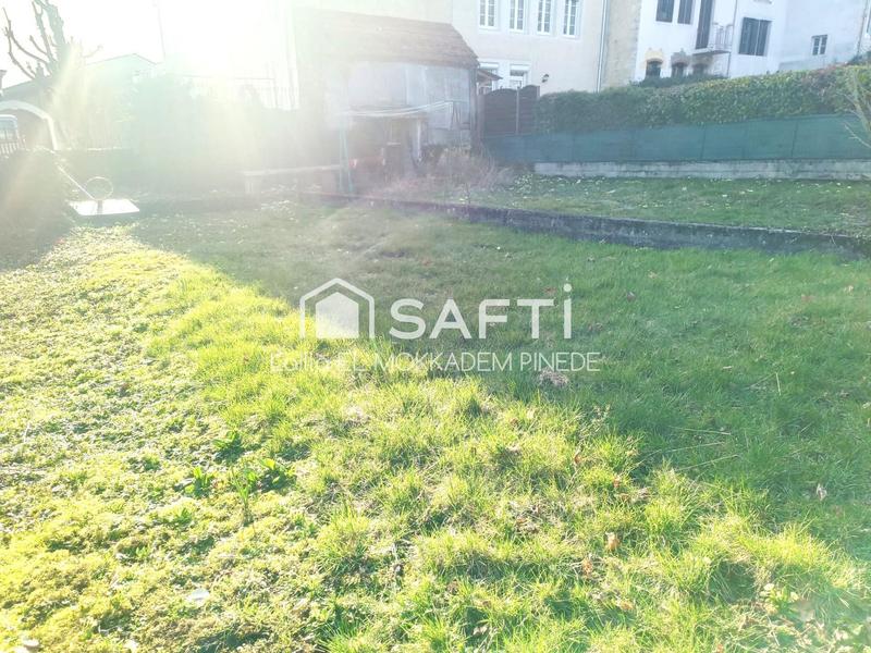 Maison - 177 m² - 7 pièces