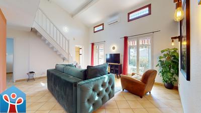 Maison - 90 m² - 4 pièces