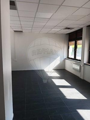 Bureau - 130 m² - 4 pièces