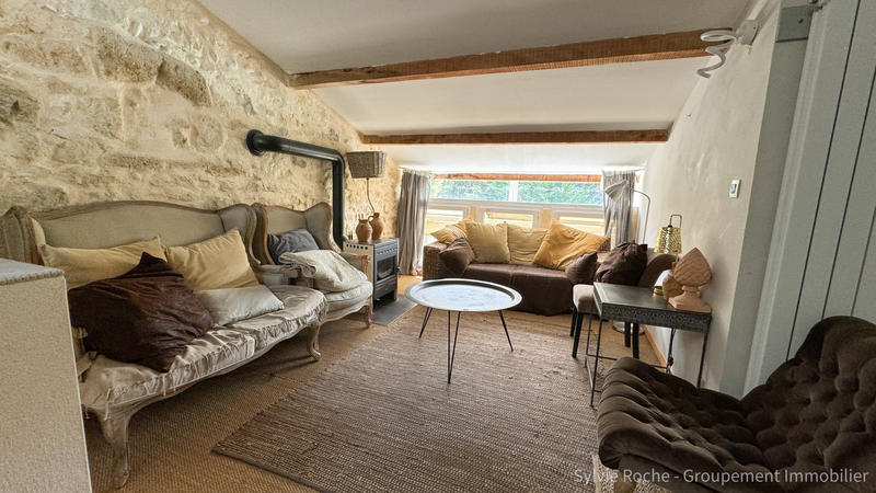 Mas - 254 m² - 10 pièces