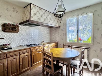 Maison - 84 m² - 4 pièces