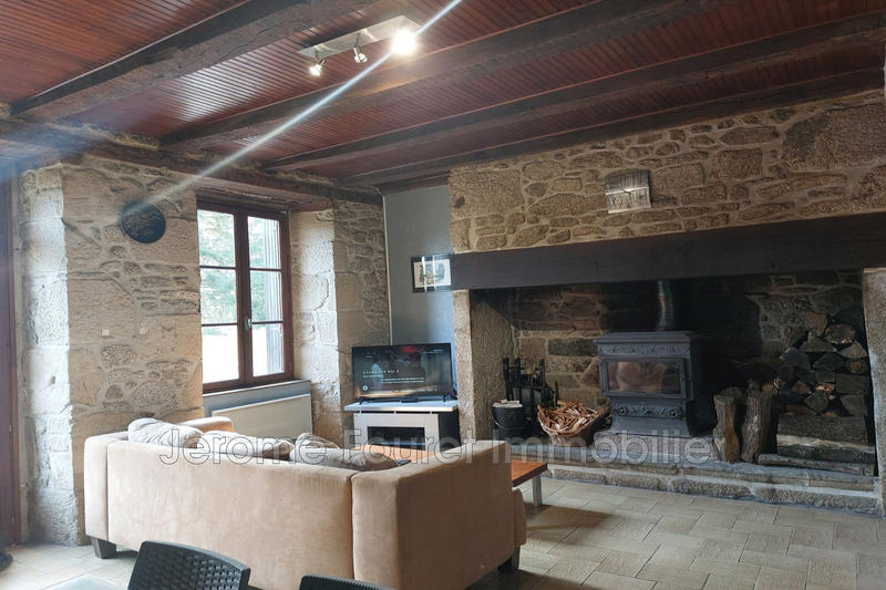 Maison - 298 m² - 12 pièces