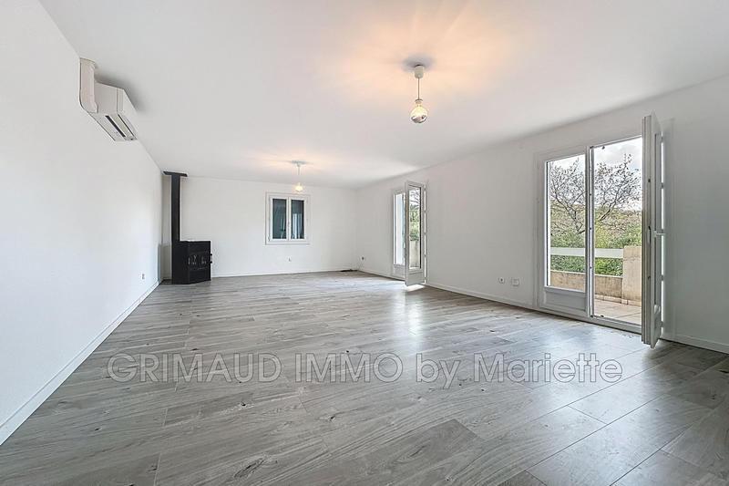 Maison - 199 m² - 6 pièces