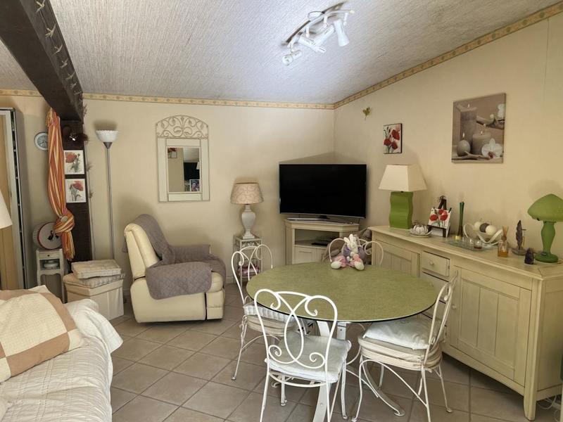 Propriété - 100 m² - 7 pièces