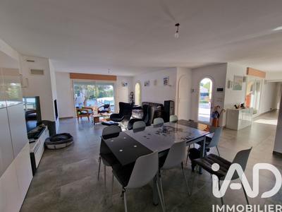 Maison - 165 m² - 5 pièces
