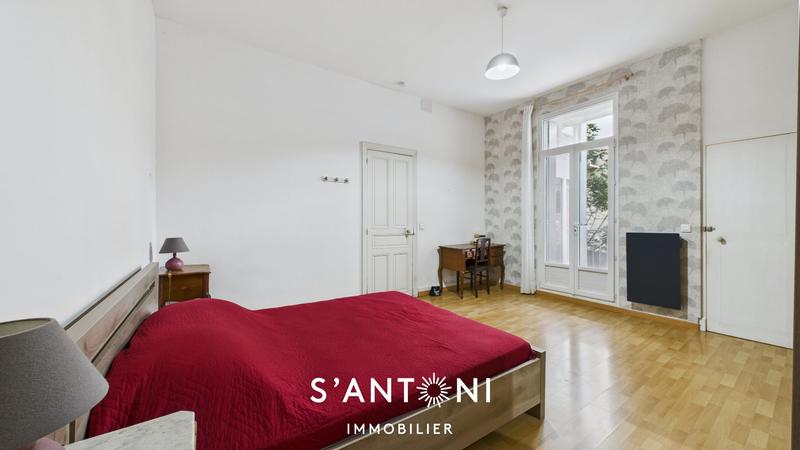 Appartement - 81 m² - 3 pièces