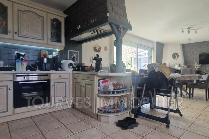 Villa - 184 m² - 6 pièces