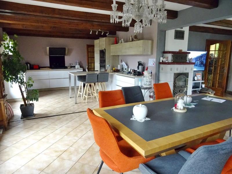 Maison - 168 m² - 7 pièces