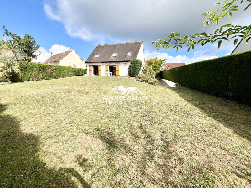 Maison traditionnelle - 160 m² - 6 pièces