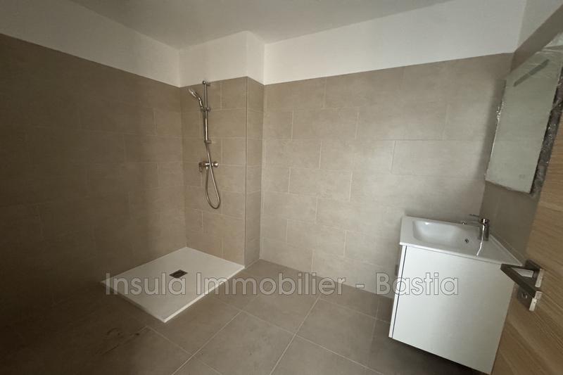 Appartement - 80 m² - 3 pièces