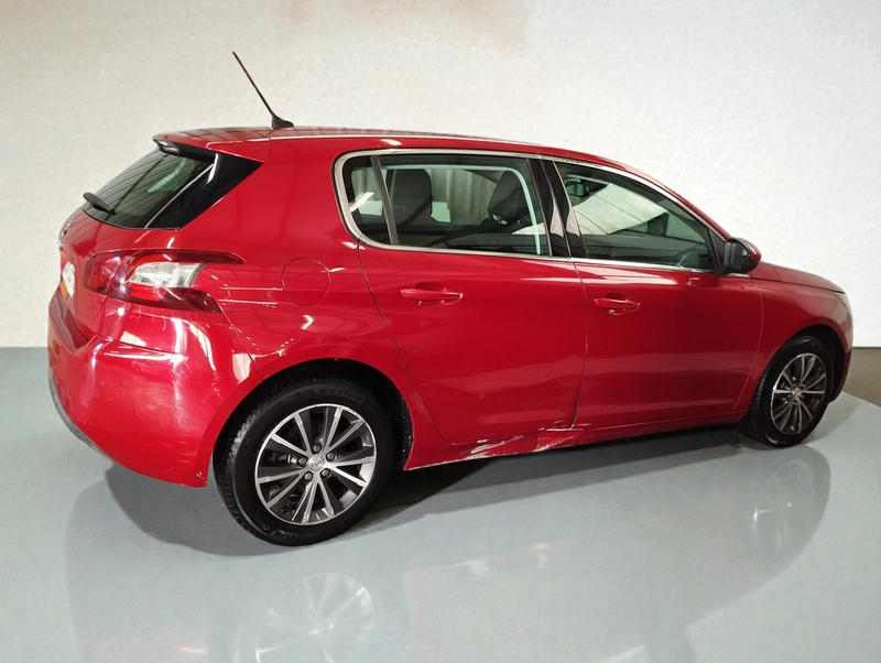 Peugeot 308 1.2 Thp 130 5p