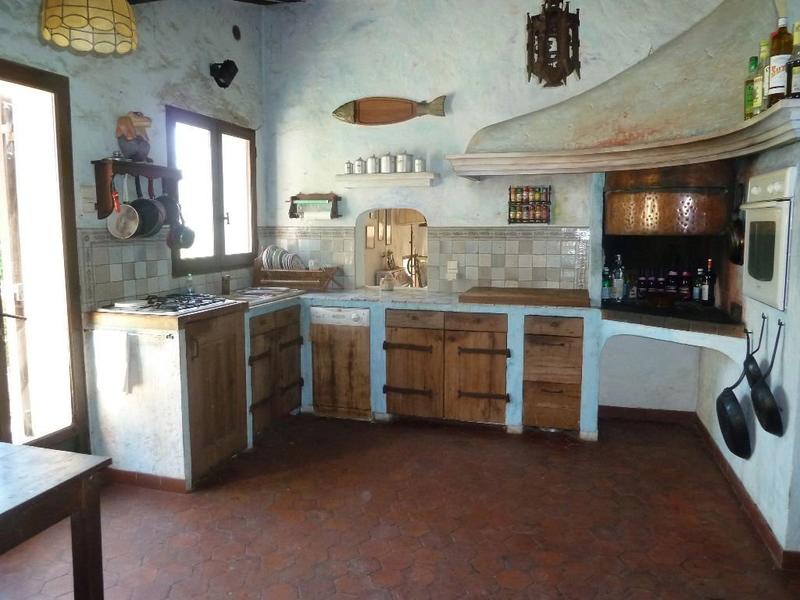 Villa - 200 m² - 7 pièces