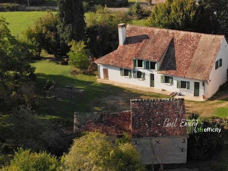 Longère - 210 m² - 7 pièces