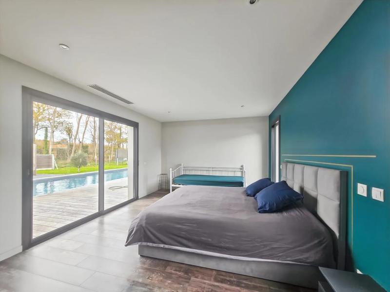 Maison - 200 m² - 6 pièces