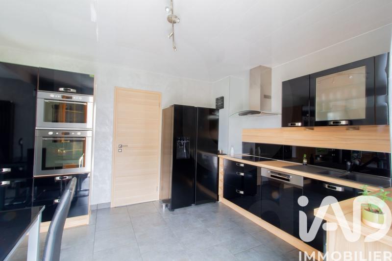 Maison - 165 m² - 7 pièces