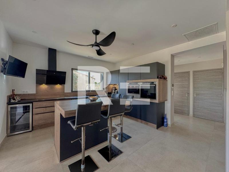 Villa - 150 m² - 5 pièces