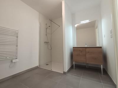 Appartement - 95 m² - 4 pièces